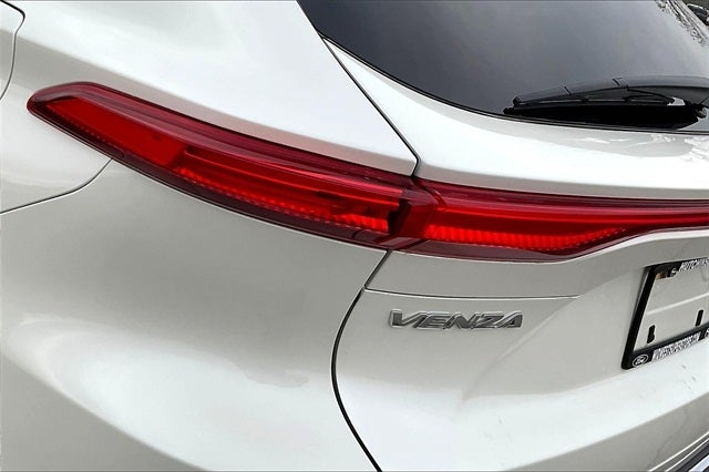 2021 Toyota Venza LIMITED Limited